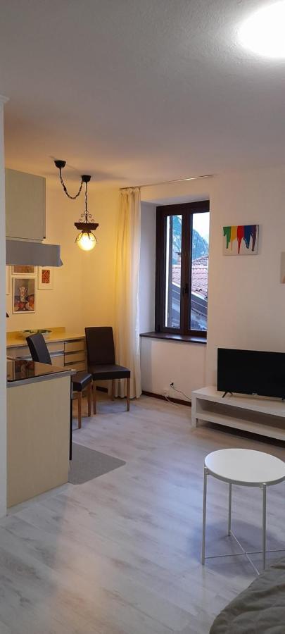 Anna'S Home ☆ Campione dʼItalia Exterior foto